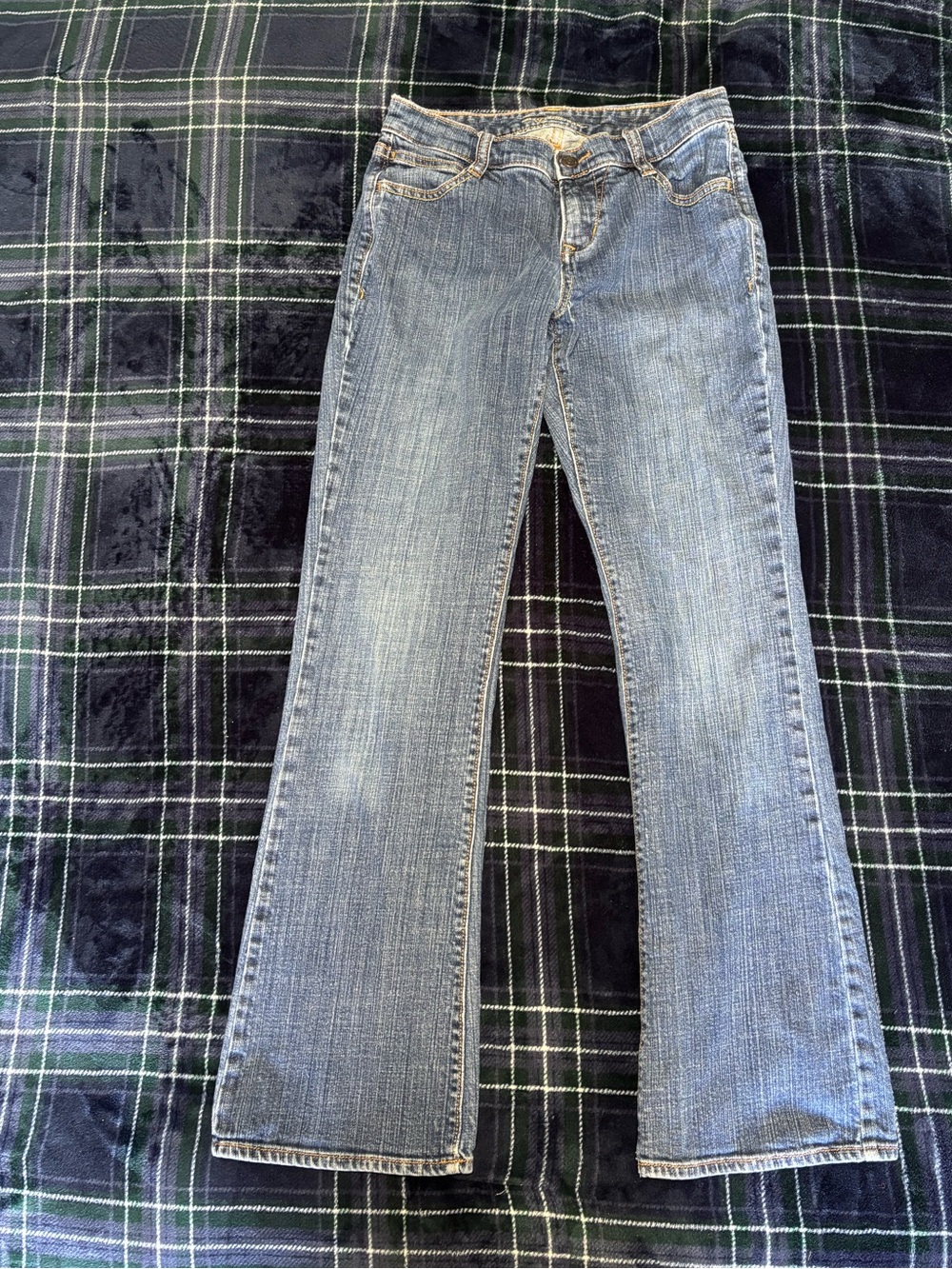 Y2K 2000s Old Navy The Dreamer blue low rise flare jeans. Size 2.
